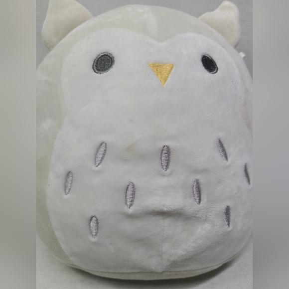 8” Vee the Gray White OWL Baby with RATTLE Squishmallow- Stained - Picture 3 of 6